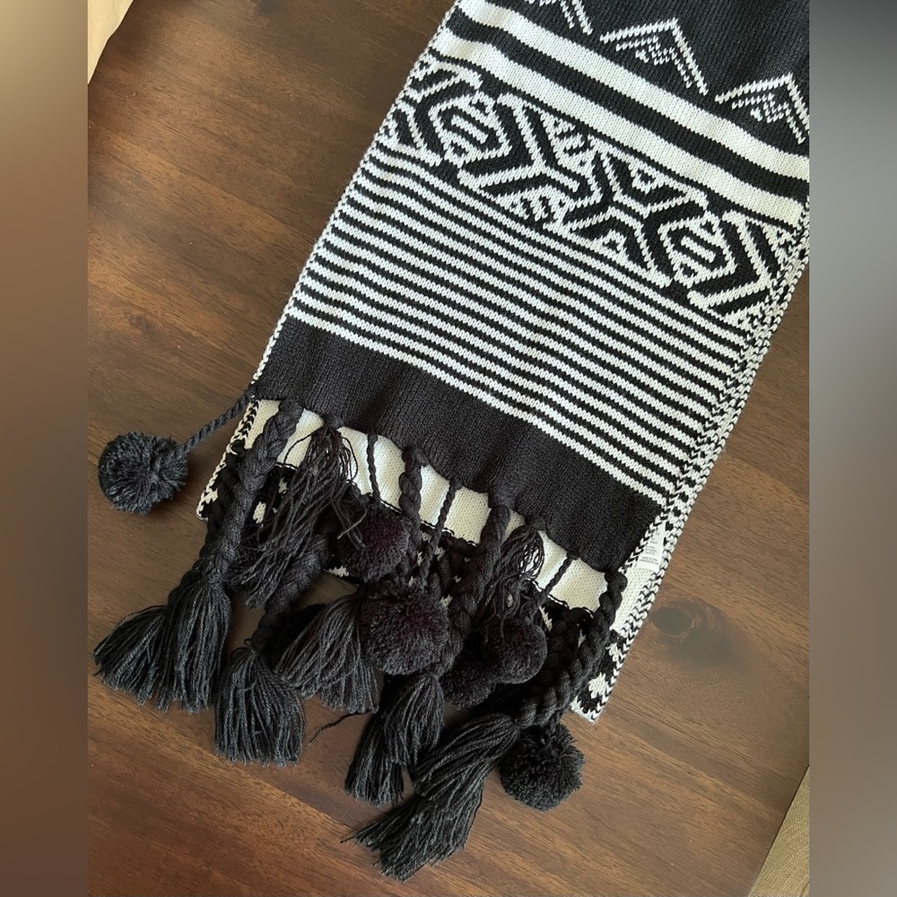 Merona Scarf NWT